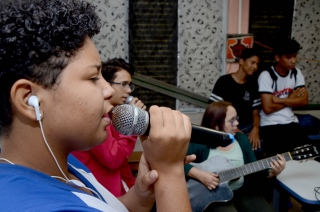 Foto: A Escola Estadual de Ensino Fundamental e Médio Eneida de Moraes localizada no bairro de Águas Lindas em Ananindeua, é diferenciada das demais no município e até mesmo da capital paraense não só pela grande estrutura, mas por possuir dentro da escola a musicalidade que começa desde o sexto ano | Fotógrafo: Rai Pontes