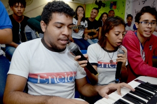 Foto: A Escola Estadual de Ensino Fundamental e Médio Eneida de Moraes localizada no bairro de Águas Lindas em Ananindeua, é diferenciada das demais no município e até mesmo da capital paraense não só pela grande estrutura, mas por possuir dentro da escola a musicalidade que começa desde o sexto ano | Fotógrafo: Rai Pontes