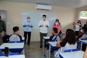 Foto: Governo entrega nova Escola Estadual Oneide de Souza Tavares, em Ananindeua | Fotógrafo: Eliseu Dias - Rai Pontes