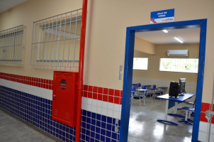 Foto: Mais de 700 alunos são beneficiados com entrega de nova Escola Estadual em Quatipuru | Fotógrafo: Eliseu Dias