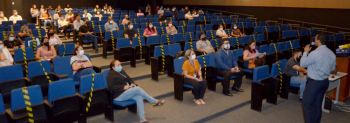 Notícia: Seduc orienta gestores e representantes de escolas sobre uso e prestação de contas do PDDE