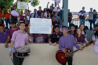 Foto: A Escola Estadual de Ensino Fundamental e Médio Jarbas Passarinho, em parceria com a Universidade Federal do Pará (UFPA), Universidade do Estado do Pará (Uepa), Centro Universitário do Estado do Pará (Cesupa) e a Faculdade Estácio do Pará, realizaram neste sábado (8), em Belém, a culminância da 1ª Gincana dos Direitos Humanos. | Fotógrafo: Divulgação