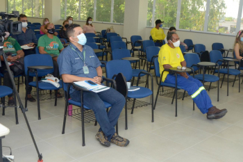 Foto: Meio Ambiente: Seduc firma parceria com cooperativas de materiais recicláveis | Fotógrafo: Rai Pontes