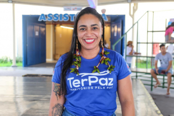 Foto: Professora Lília Melo, coordenadora do projeto Que Nem Maré, da Seduc (Foto: Gabriel Mendonça / Nucom SEAC)