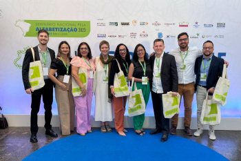 notícia: Em Brasília (DF), equipe da Seduc conclui Seminário Nacional pela Alfabetização