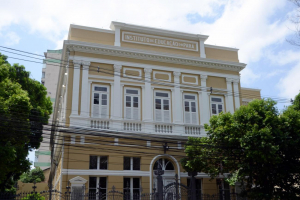 Notícia: Seduc abre edital para participação de trabalhos em revista eletrônica da educação