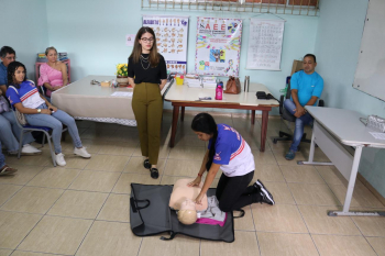 Notícia: 'Santa Casa nas Escolas' inicia ações de 2024 com alunos da 'Magalhães Barata'