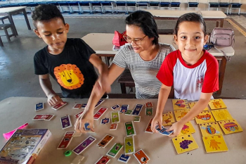 Notícia: Escolas ofertam reforço escolar nas férias de julho com colônia de férias de 'Aprendizagem'